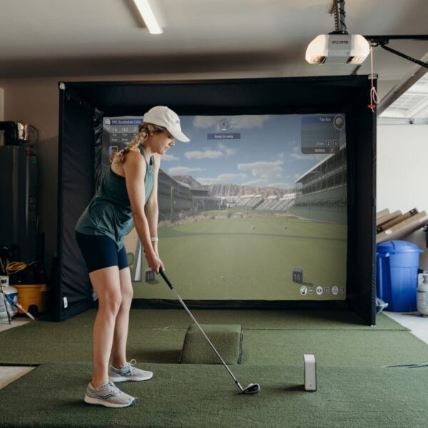 SKYTRAK SWINGBAY Golf Simulator Package